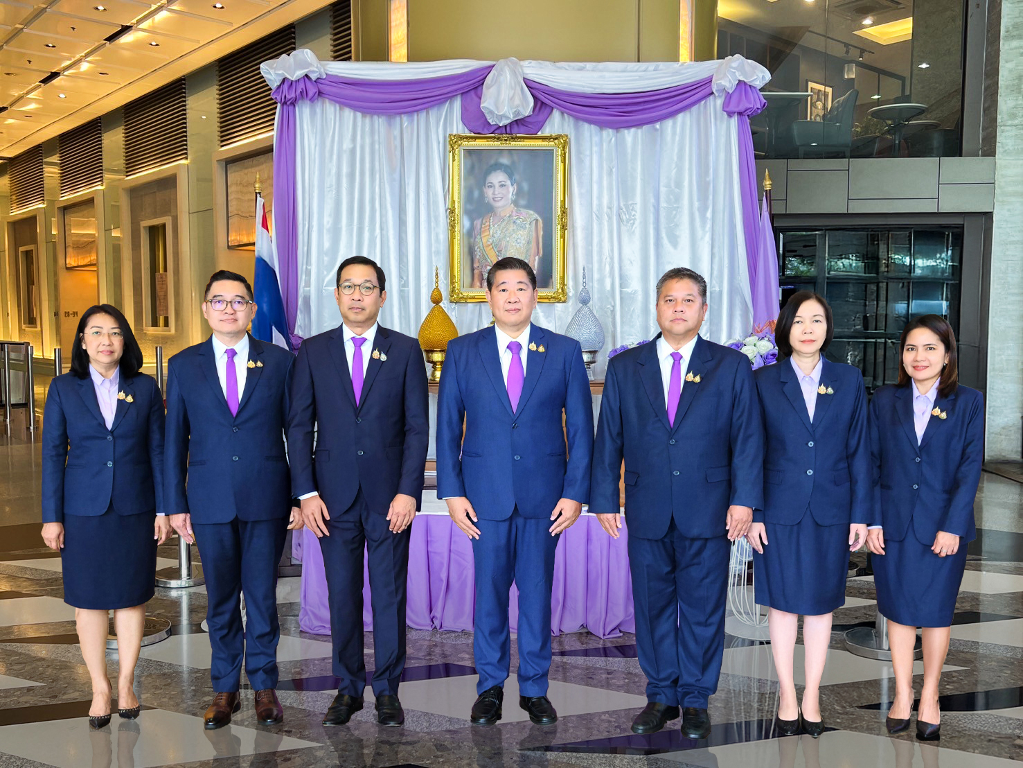 https://cfl.gpf.or.th/Files/Viewer/?fileName=d73b2dae-bc4e-40c8-8876-920d8ec3bf02/01.jpg